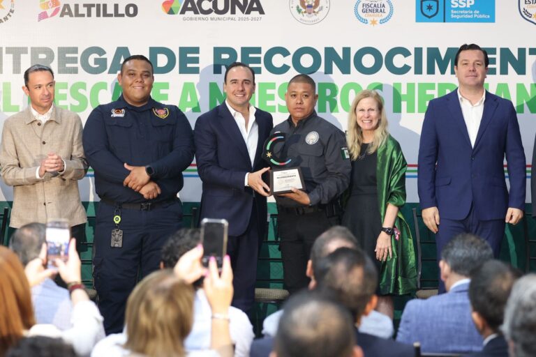 Reconocen gobiernos de Coahuila y de Estados Unidos a brigadistas que apoyaron en Texas