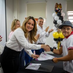 Se gradúan mil 159 de los talleres Amor por Aprender del DIF Saltillo