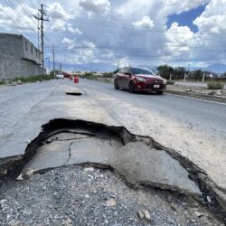 Socavón provocado por lluvias en fraccionamiento Colosio de Ramos Arizpe genera preocupación a vecinos2