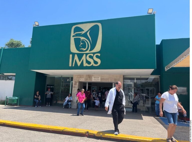 Tienen en el IMSS sus años contados