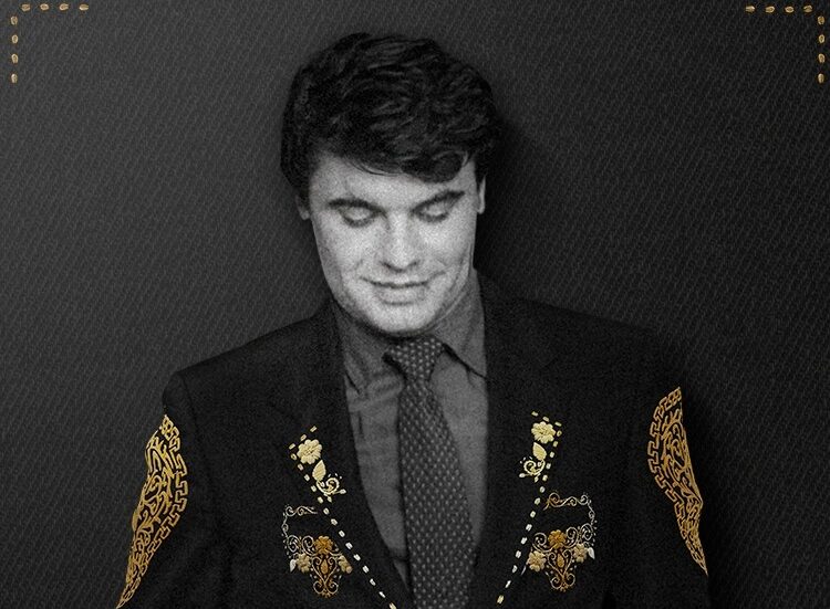 A casi una década de su fallecimiento, lanzan un nuevo sencillo inédito de Juan Gabriel