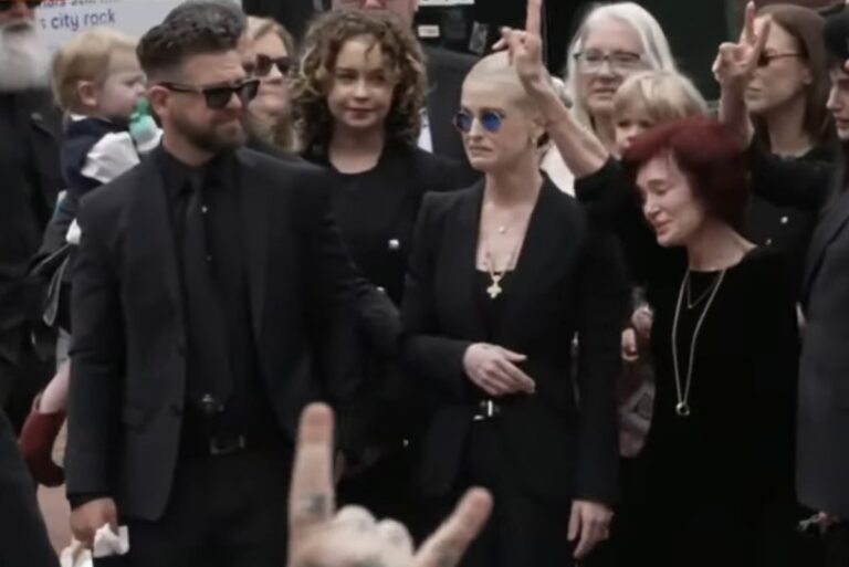 Entre lágrimas, Sharon despide a Ozzy Osbourne en Birmingham
