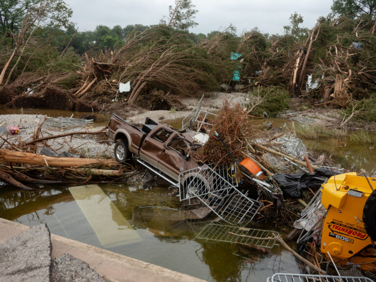 La tragedia de Texas refleja la insuficiencia de sistemas de alerta temprana