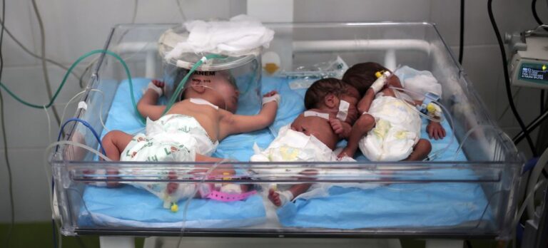 Los “bebés fantasmas” de Gaza: 10 mil recién nacidos privados de existencia legal