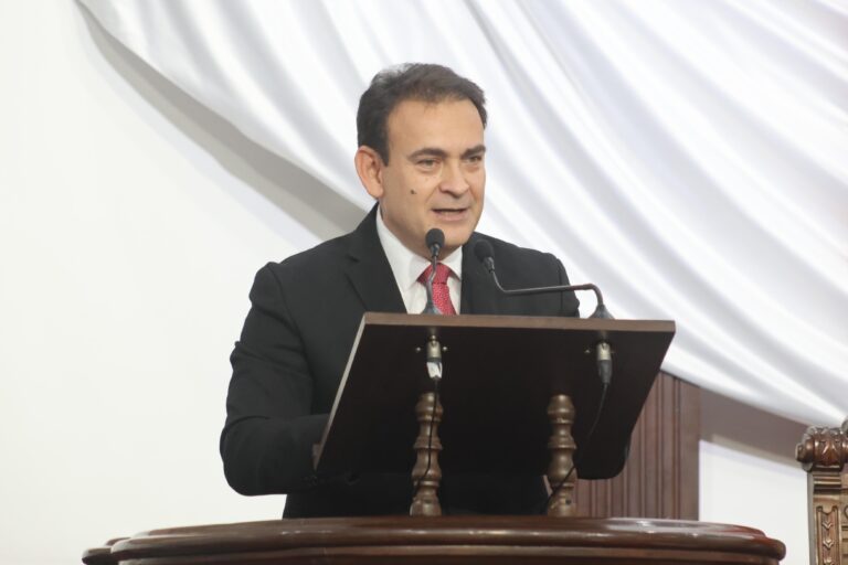 Pide Álvaro Moreira a CFE aplicar recursos y dar mantenimiento para frenar apagones en Coahuila