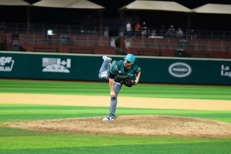 Saraperos liga victorias y vence 8-3 a Tecos