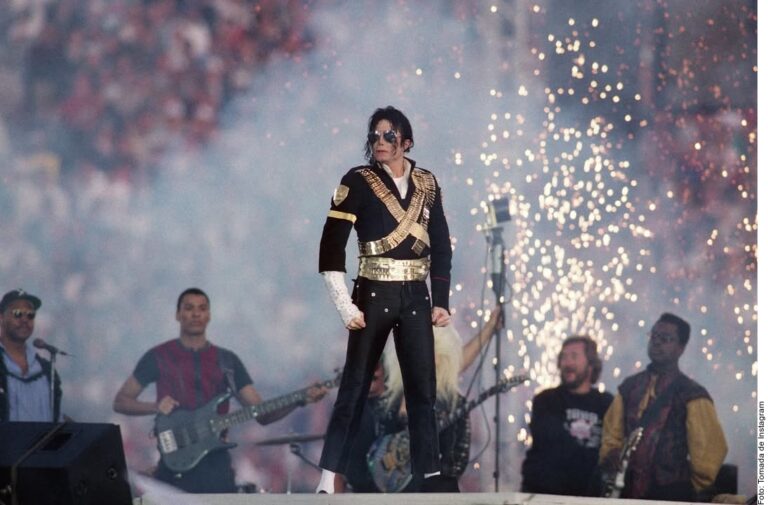 Subastan un calcetín sucio de Michael Jackson en casi 9 mil dólares