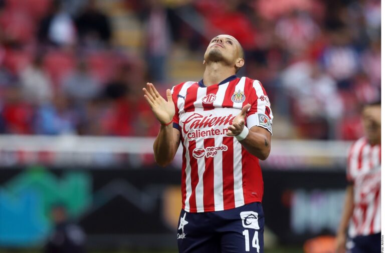 Tiene ‘Chicharito’ mucho que aprender sobre mujeres.- Sheinbaum