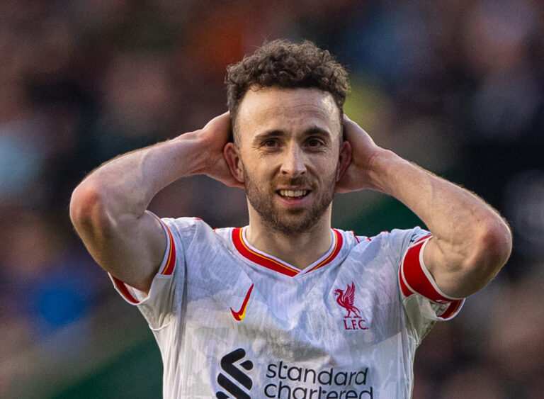 Tragedia en el fútbol internacional: muere el delantero del Liverpool Diogo Jota, en accidente automovilístico