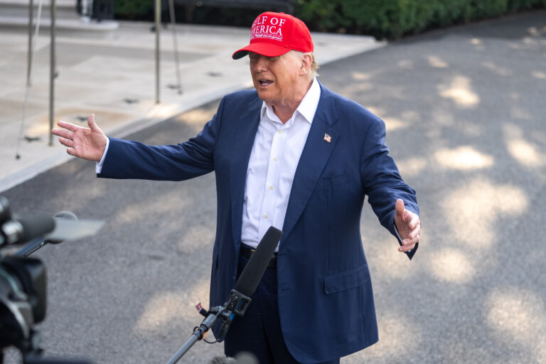 Trump revela a las nuevas víctimas de su guerra comercial