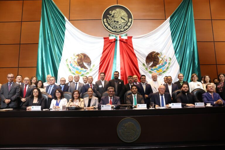 UAdeC participa en la entrega de estados financieros auditados e informes de logros académicos de la ANUIES