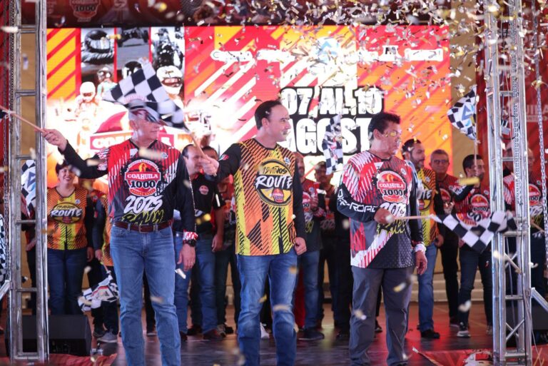 Arrancan con gran éxito carrera Coahuila 1000