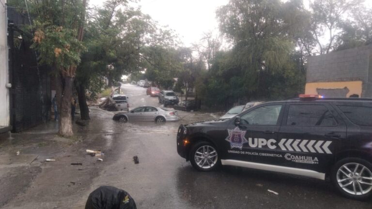 Lluvia y granizo dejan caos en el sur y centro de Saltillo