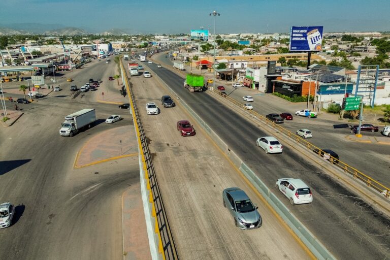 Concluyen trabajos de pavimentación en el puente del Periférico Raúl López Sánchez