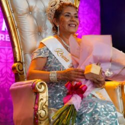 Coronan a María Eugenia Herrera como Reina de las Personas Mayores en Ramos Arizpe1