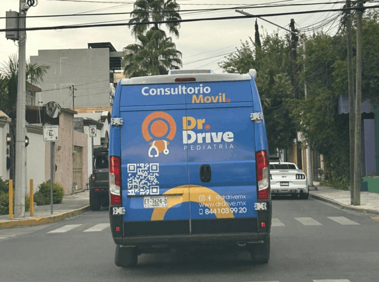 Crean en Saltillo consultorio móvil de pediatría 