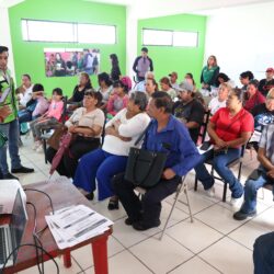 Difunden “Aquí Vamos Gratis” en paradas de transporte y Centros Comunitarios2