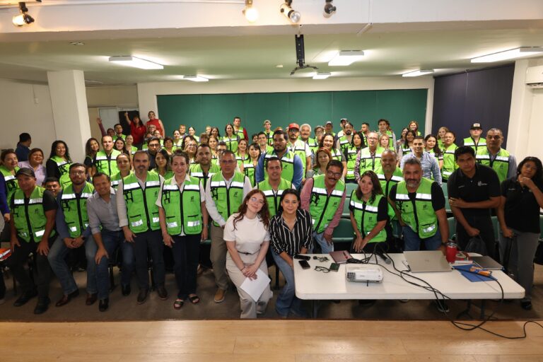 Ejército de 450 funcionarios municipales trabajarán en la credencialización del “Aquí Vamos Gratis”