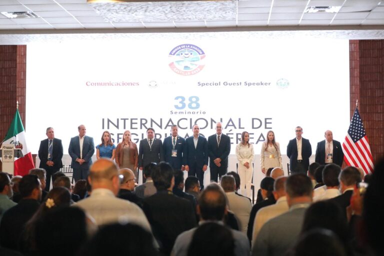 Anuncia gobernador proyecto e inversión para fortalecer aeropuertos de Coahuila