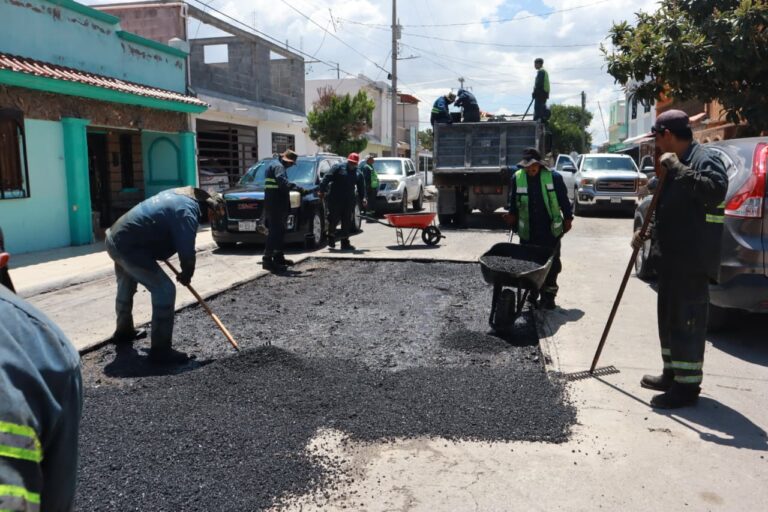 Intensifica Saltillo trabajos de recarpeteo en Las Teresitas