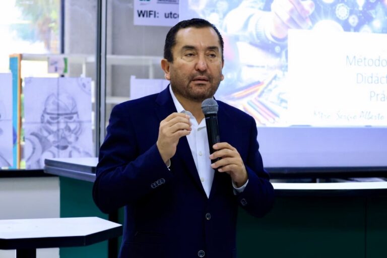 La UTC reflexiona sobre el método y la práctica docente en reunión plenaria