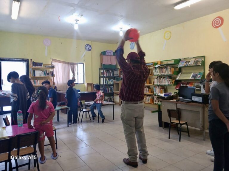 Niños y jóvenes disfrutan el verano con actividades en bibliotecas de Ramos Arizpe