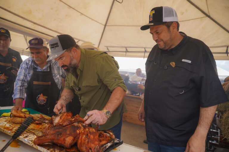 Preservan tradición gastronómica en Ramos Arizpe con primer Lechón Fest