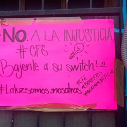 Protesta restaurante Las Delicias de mi General en Saltillo contra CFE