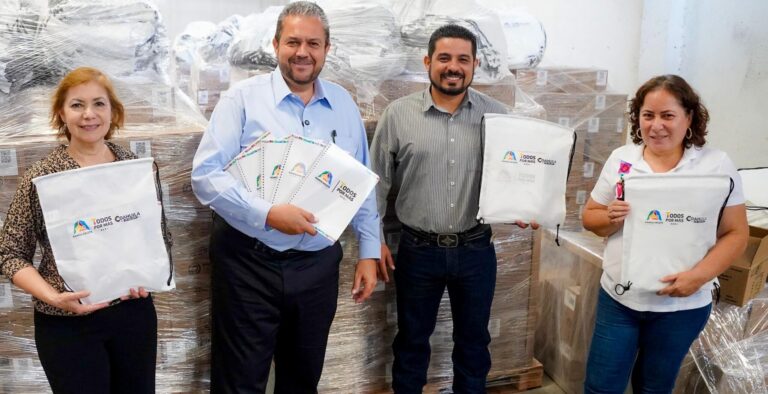 Unen esfuerzos Manolo y Tomás por la educación en Ramos Arizpe