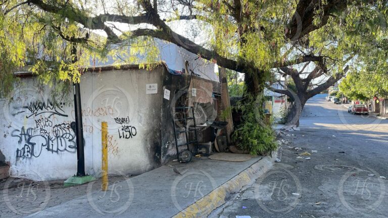 Catean vivienda en Saltillo; aseguran droga y detienen a un hombre