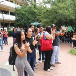 entrega rector 4