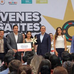 reciben universitarios 3