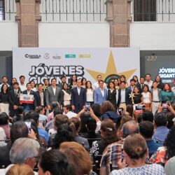 reciben universitarios 5