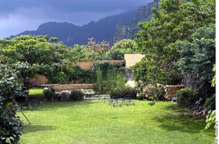 Se compra Noroña mansión de 12 millones de pesos en Tepoztlán