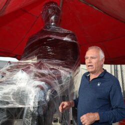 Concluye restauración y limpieza a escultura de Vito Alessio Robles3