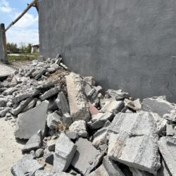 En Ramos Arizpe reparan daños en Unidad Deportiva tras accidente provocado por conductor alcoholizado3