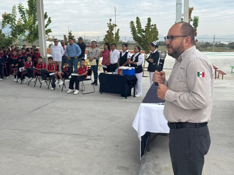 Encuentran resistencia de padres de familia en escuelas de Coahuila a vacunación