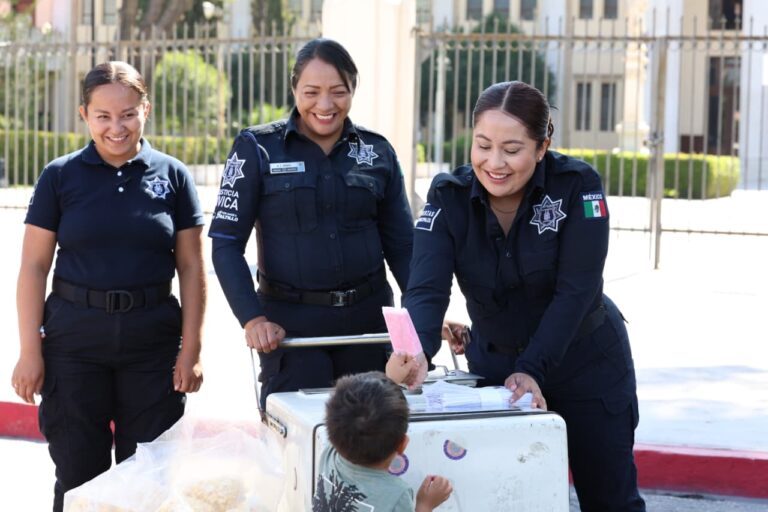 Familias conviven y se ejercitan en la Ruta Recreativa