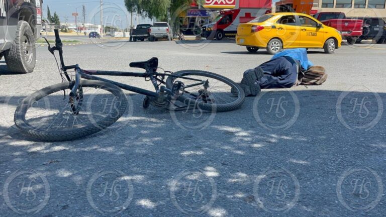 Hombre muere presuntamente de un infarto mientras andaba en bicicleta en Saltillo
