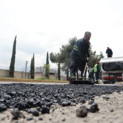 Intensifica Gobierno de Saltillo trabajos de bacheo en calzada Antonio Narro1