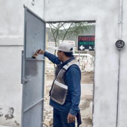 Intensifican trabajos de limpieza y mantenimiento en panteones de Torreón2