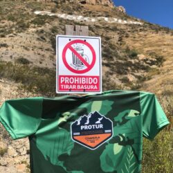 Limpian voluntarios saltillenses el Cerro del Pueblo 5