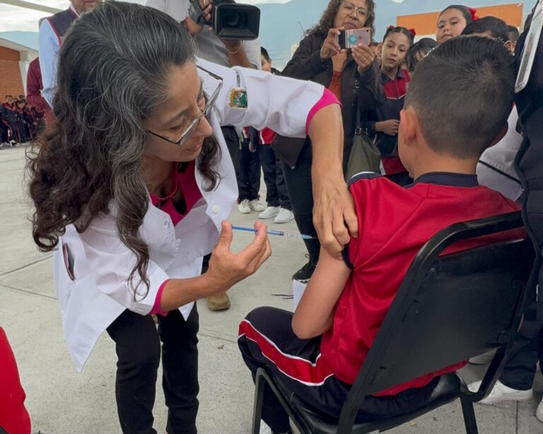 Llegarán a Coahuila 60 mil vacunas contra Covid-19