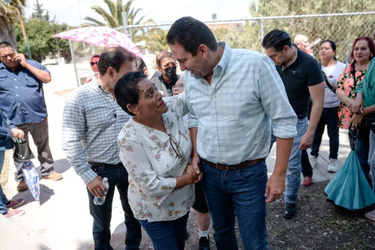 Lleva Javier Díaz brigadas a Lomas de Lourdes
