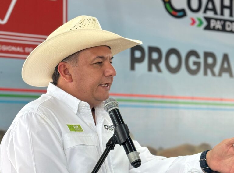 Manolo fortalece el apoyo a los ganaderos del campo de Coahuila
