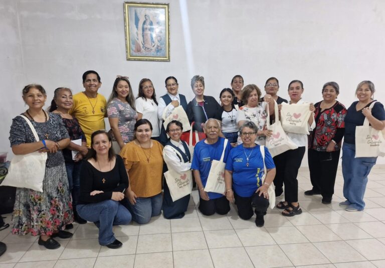 Parroquia de Nuestra Señora de San Juan de los Lagos fortalece la formación de catequistas en Ramos Arizpe