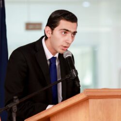 Rector de la UAdeC entrega mobiliario en la Facultad de Jurisprudencia4