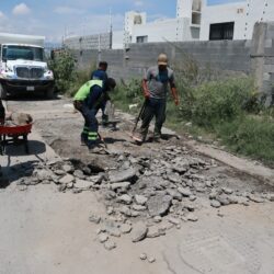 Refuerza Ayuntamiento bacheo al sur de Saltillo2