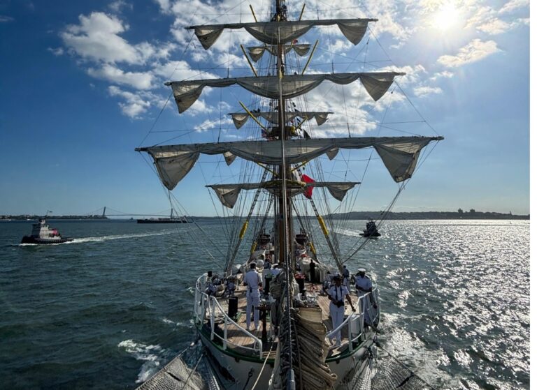 Regresa buque ‘Cuauhtémoc’ a NY tras pruebas en mar