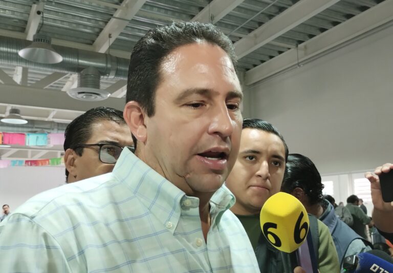 Unidades del nuevo programa de transporte gratuito “Aquí Vamos” ya están en Saltillo: alcalde